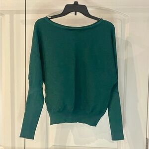 Elegant Green Crew Neck Sweater